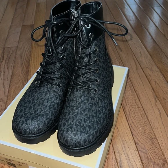 Michael Michael Kors Alistair Combat Boot - Picture 5 of 16